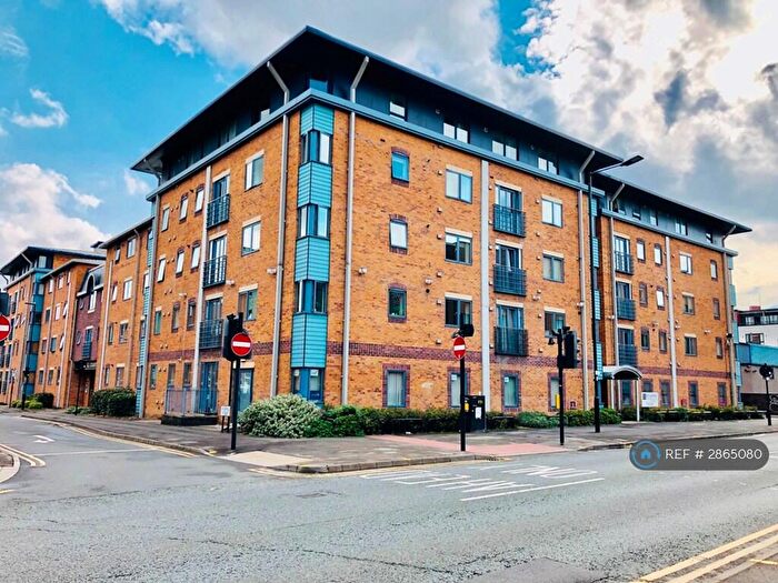 2 Bedroom Flat To Rent In Leadmill Court, Sheffield, S1