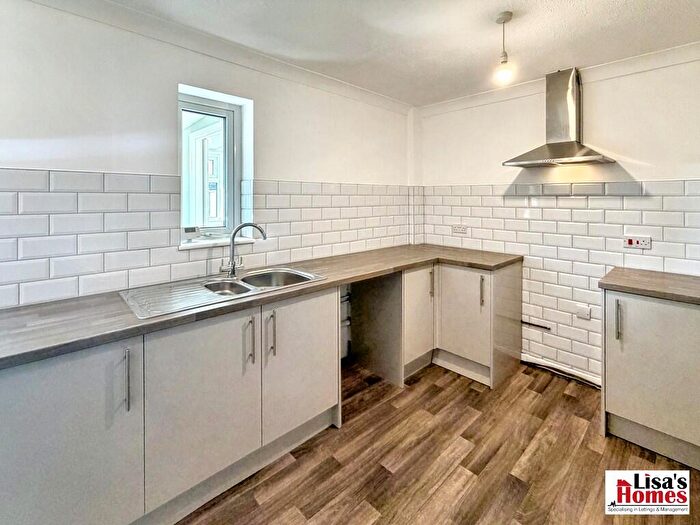 2 Bedroom Semi-Detached Bungalow To Rent In Lloyds Avenue, Kessingland, NR33