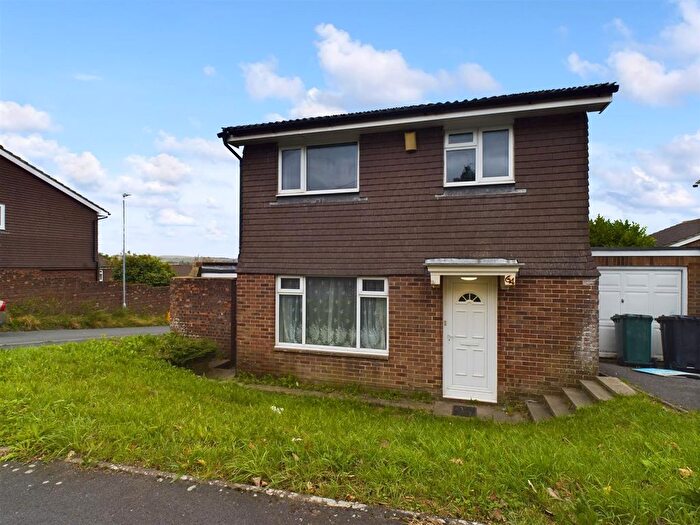 5 Bedroom Detached House To Rent In Lynchet Close, Brighton, BN1