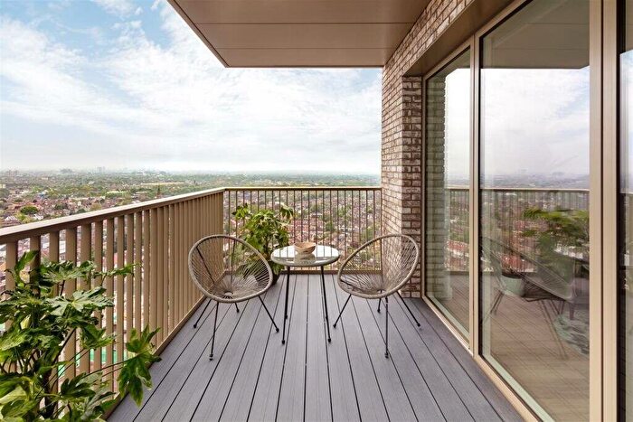 2 Bedroom Flat For Sale In The Verdean, The Aster, Joseph Avenue, Acton, W3