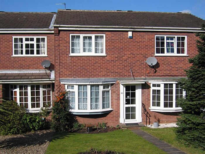 2 Bedroom Town House To Rent In Howbeck Road, Arnold, Nottingham, NG5