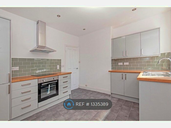 1 Bedroom Flat To Rent In Middlewood Road, Sheffield, S6