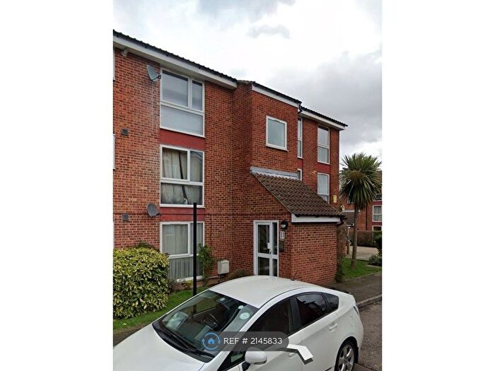1 Bedroom Flat To Rent In Archery Close, Harrow, HA3