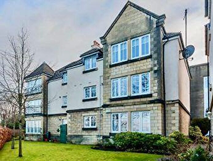 2 Bedroom Flat To Rent In Friarshall Gate Paisley, PA2