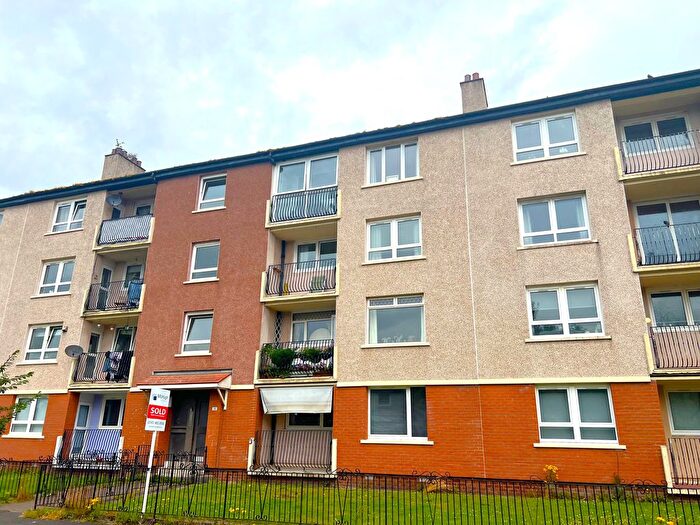 2 Bedroom Flat To Rent In Culbin Drive, Glasgow, G13