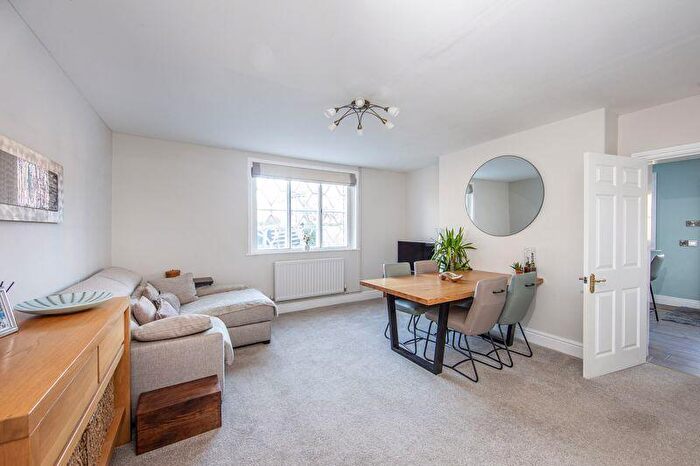 3 Bedroom Apartment For Sale In Welsh Row, Nantwich, CW5