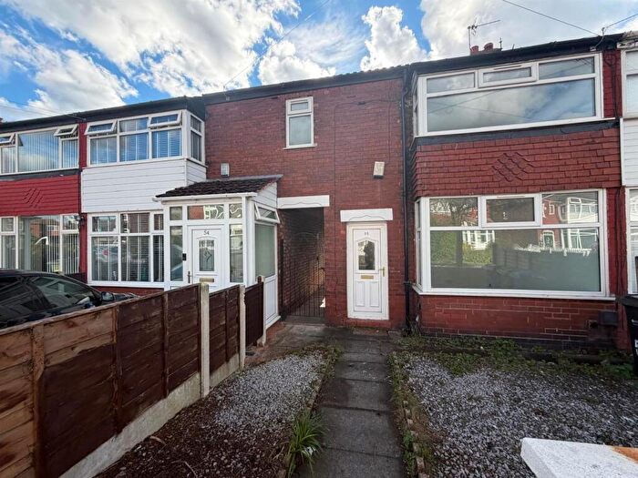 3 Bedroom Terraced House To Rent In Somerford Road, North Reddish, Stockport, SK5