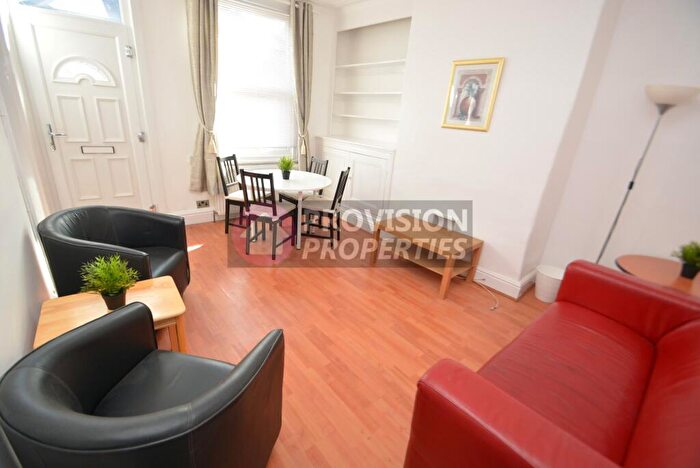 3 Bedroom Terraced House To Rent In Wetherby Place, Burley, Leeds, LS4