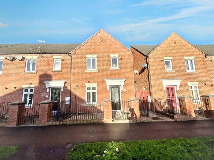 3 Bedroom End Of Terrace House For Sale In Triumph Drive, Hebburn, NE31
