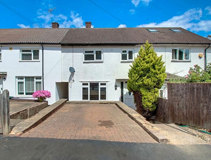 3 Bedroom Terraced House For Sale In Muirfield Road, South Oxhey, Watford, WD19