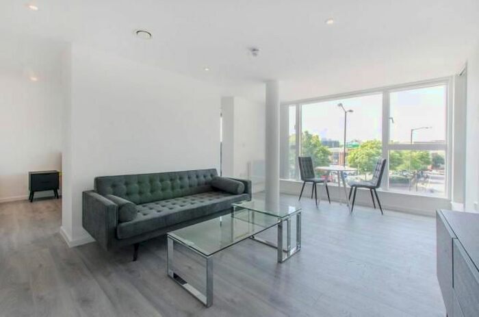 Studio To Rent In Vantage Court, Old Kent Road SE1