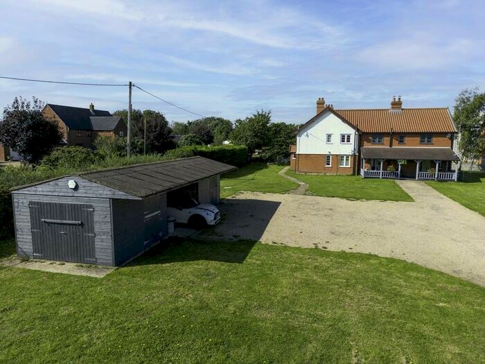 5 Bedroom Detached House For Sale In Tibenham, NR16