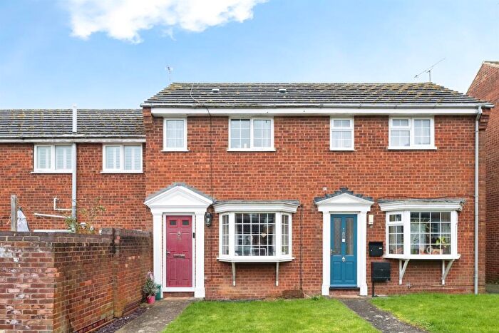 2 Bedroom End Of Terrace House For Sale In Ashgrove, Steeple Claydon, Buckingham, MK18