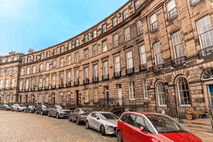 2 Bedroom Flat To Rent In Ainslie Place, Edinburgh, Midlothian, EH3