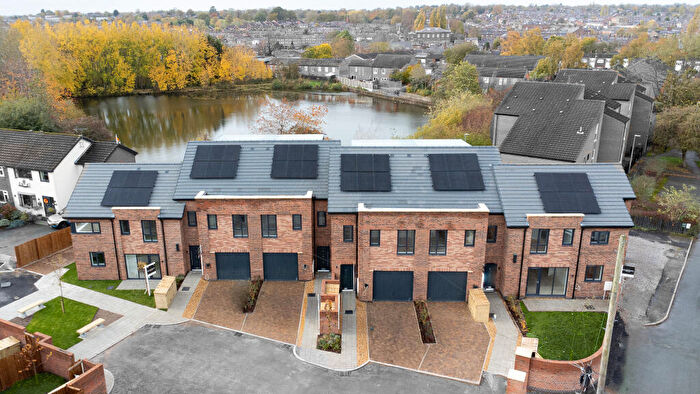 4 Bedroom House For Sale In Phase Two, Bank Street, Macclesfield, SK11