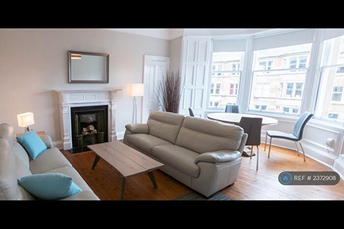 3 Bedroom Flat To Rent In Spottiswoode Road, Edinburgh, EH9