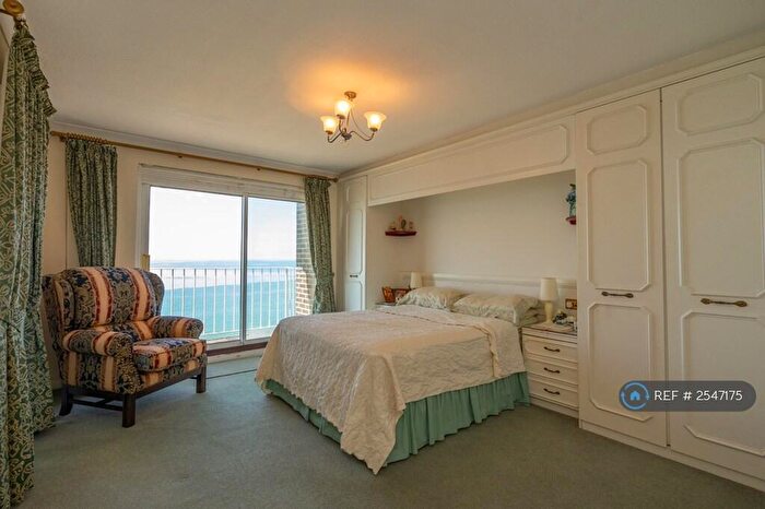 4 Bedroom Flat To Rent In Kings Road, Brighton, BN1