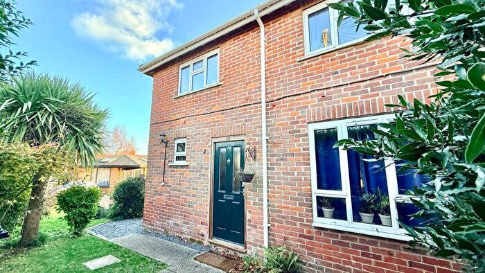 2 Bedroom Semi Detached House For Sale In Tithe Barn, Lymington, SO41