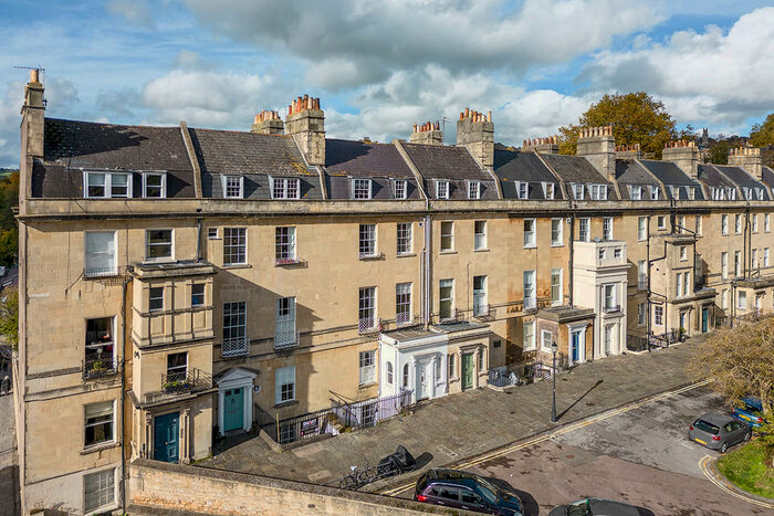 2 Bedroom Apartment To Rent In Queens Parade, Bath, BA1