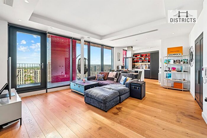 2 Bedroom Flat To Rent In London City Island, E14