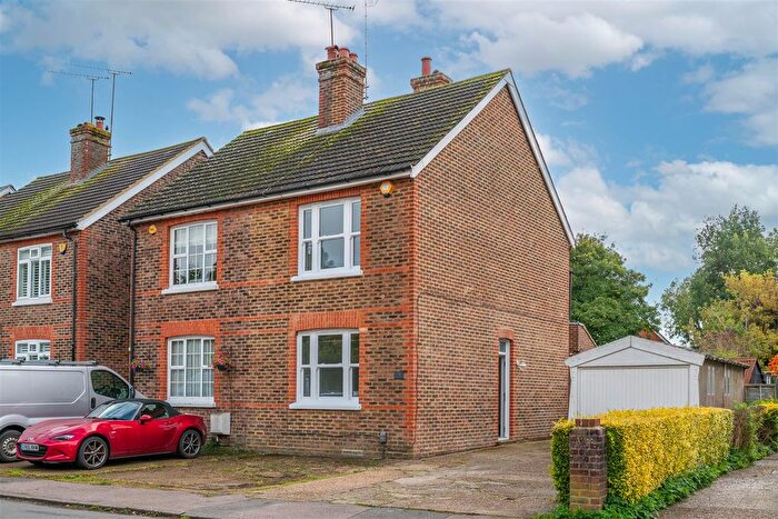 3 Bedroom Property To Rent In Church Road, Horley, RH6