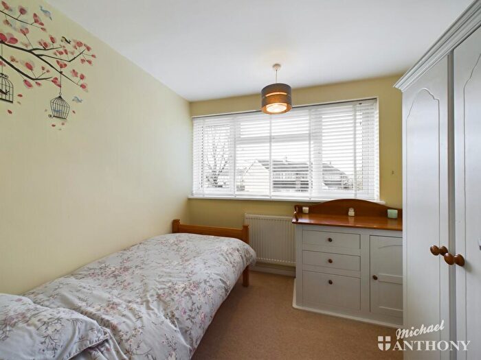 3 Bedroom End Of Terrace House For Sale In Chadwell Path, Aylesbury, Buckinghamshire, HP21
