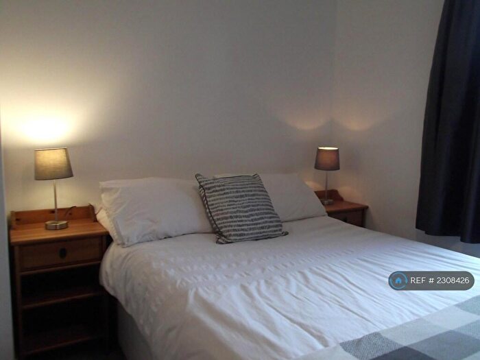 2 Bedroom Flat To Rent In Belmont Road, Aberdeen, AB25