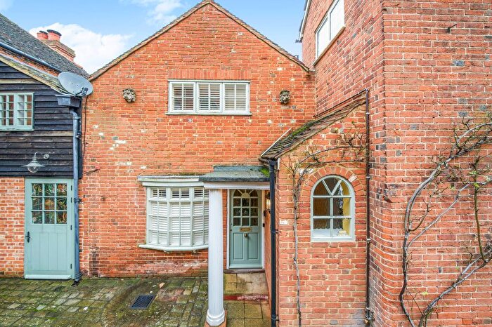 1 Bedroom Cottage For Sale In High Street, Ripley, GU23