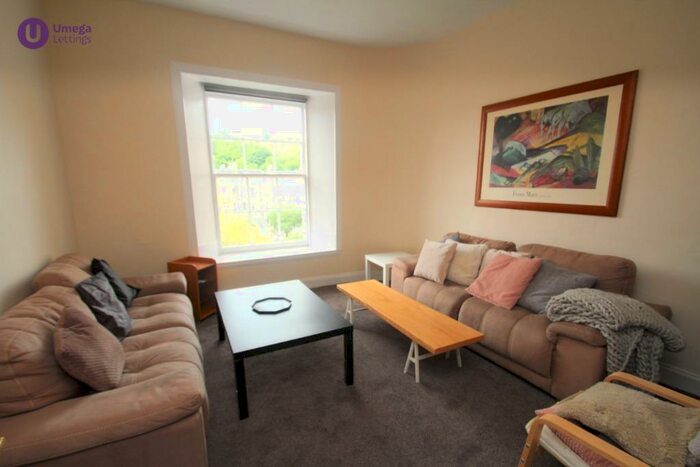 5 Bedroom Flat To Rent In Montgomery Street, Leith, Edinburgh, EH7