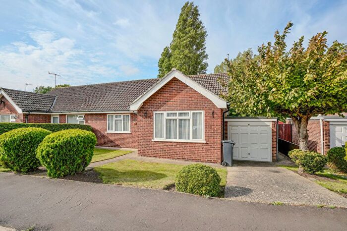 2 Bedroom Semi Detached Bungalow For Sale In Ellenhill, Cromer, NR27