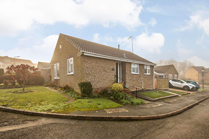 2 Bedroom Semi-Detached Bungalow For Sale In Arundel Close, Kings Sutton, OX17