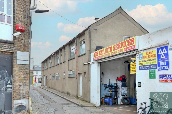 Land For Sale In Belfast Road, London, N16