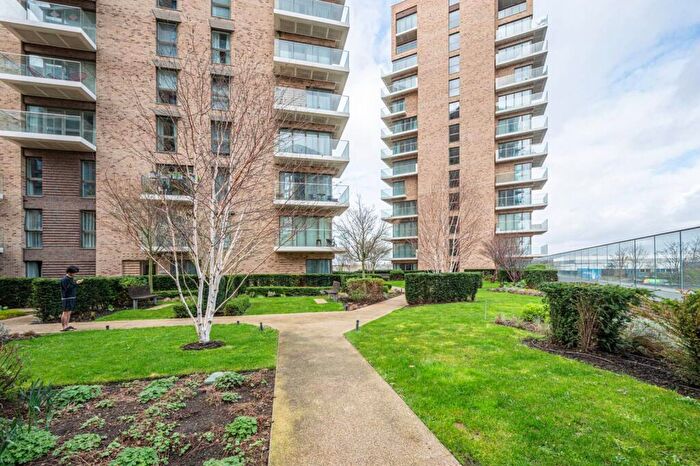 1 Bedroom Flat For Sale In Pegler Square, Kidbrooke, London, SE3