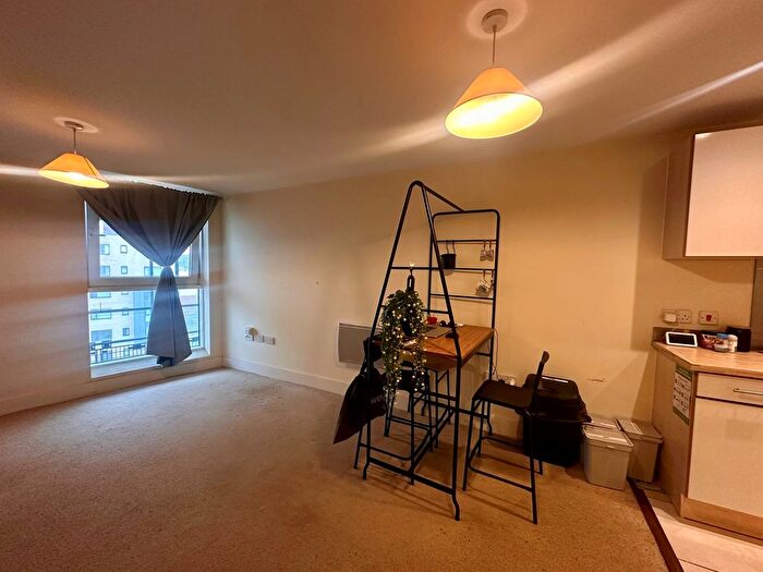 1 Bedroom Flat To Rent In Ferry Court, Cardiff, CF11