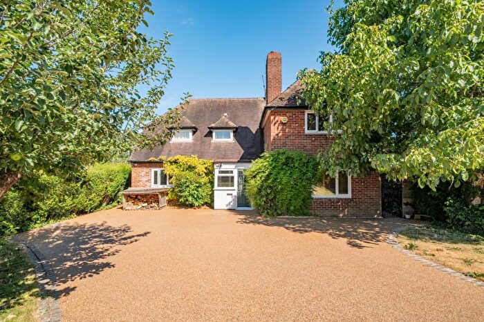 7 Bedroom House For Sale In Vigo Road, Andover, SP10
