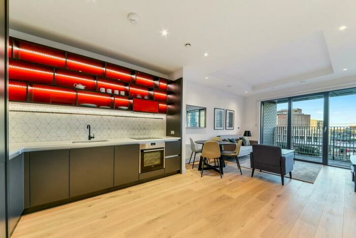 1 Bedroom Apartment To Rent In Corson House, London City Island, London, E14