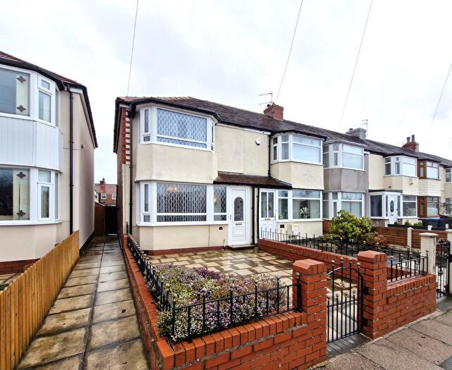 3 Bedroom Semi-Detached House To Rent In Cherry Tree Road, Blackpool, FY4