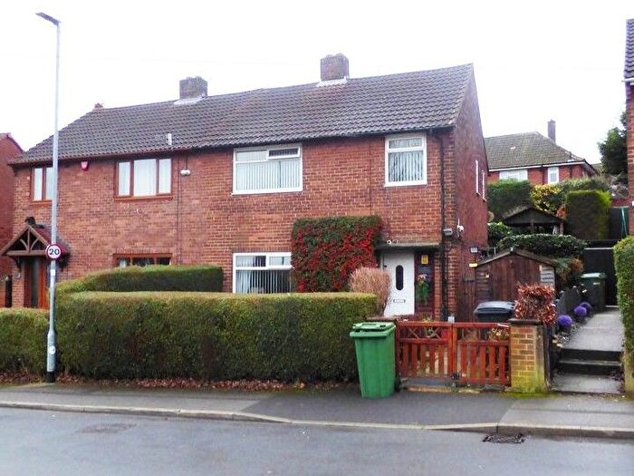 3 Bedroom Semi Detached House For Sale In Harley View, Leeds, LS13