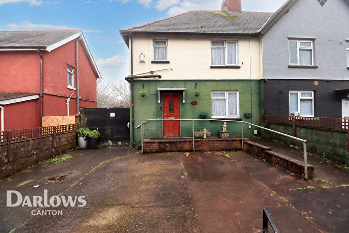 3 Bedroom End Of Terrace House For Sale In Llewellyn Avenue, Cardiff, CF5