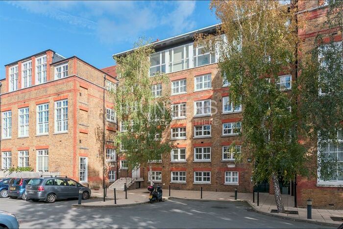 2 Bedroom Apartment To Rent In Scholars Place, London, N16