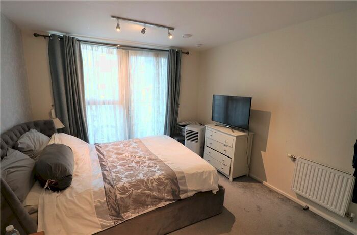 1 Bedroom Flat To Rent In Mar House, 50 The Hyde, London NW9