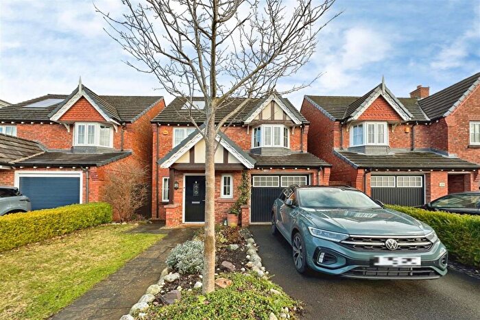 3 Bedroom Detached House For Sale In Cherry Tree Close, PR7