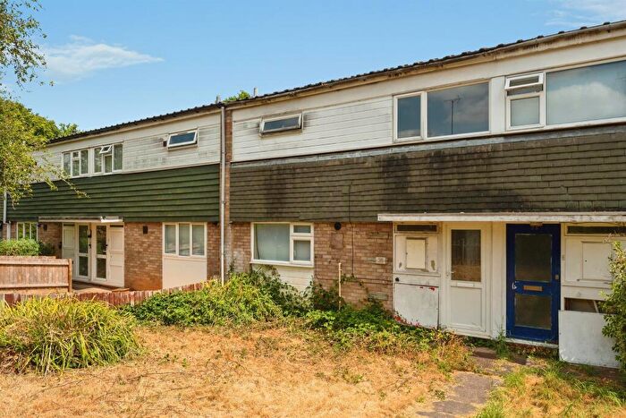 3 Bedroom Terraced House For Sale In Fladbury Close, Redditch, B98