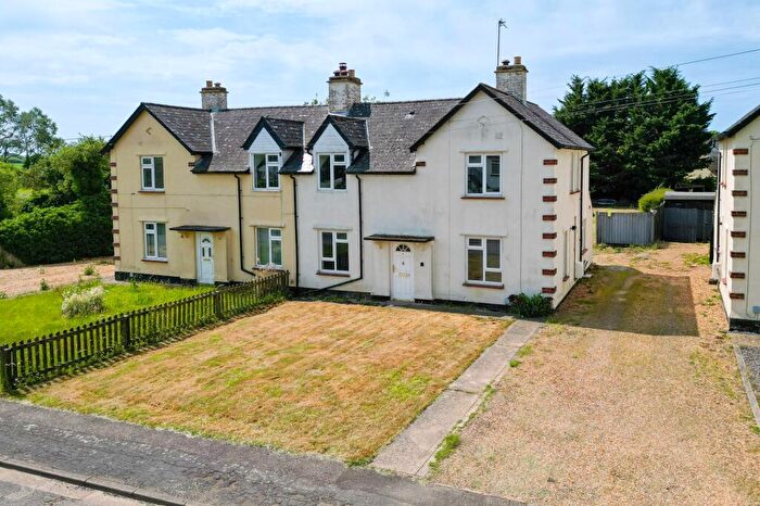 3 Bedroom Semi Detached House To Rent In Bank Avenue, Somersham, PE28