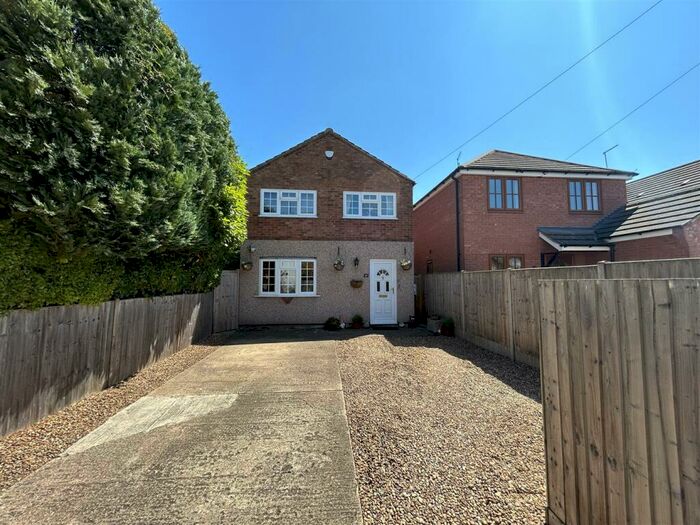 4 Bedroom Detached House For Sale In Brook Street, Walcote, Lutterworth, LE17