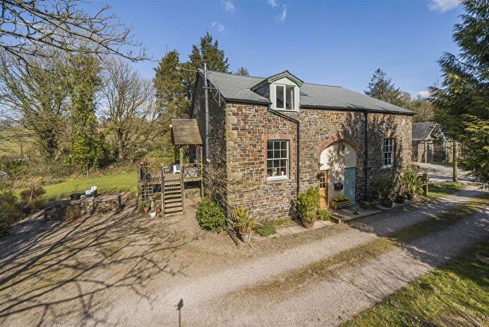 3 Bedroom Detached House For Sale In East Anstey, Tiverton, EX16
