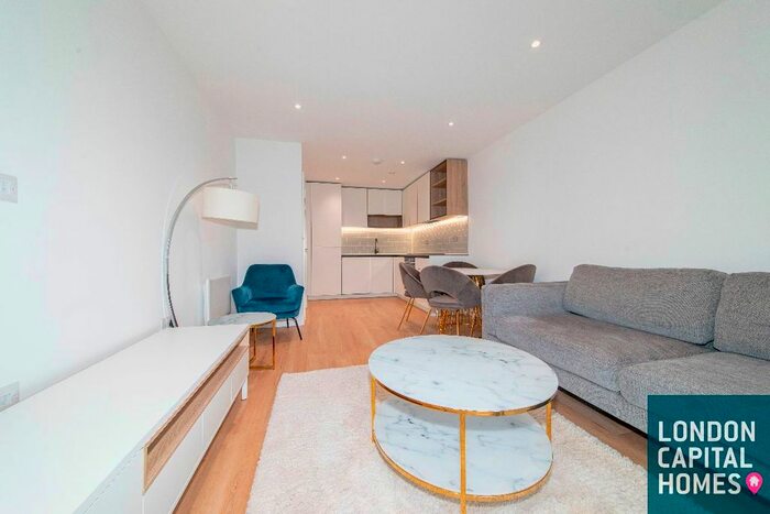 1 Bedroom Flat To Rent In Beaufort Square, London, NW9