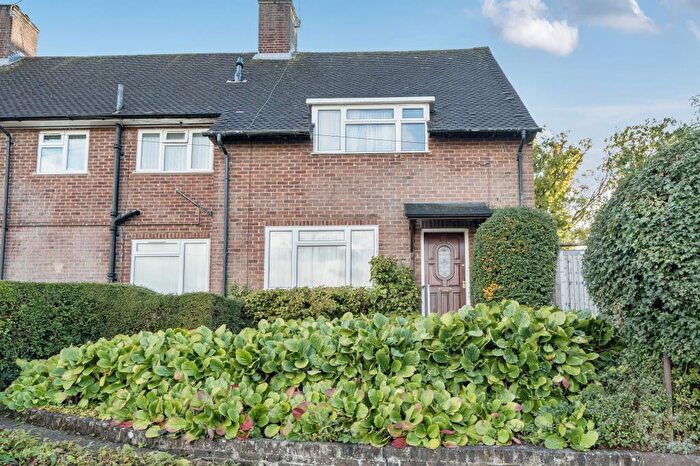 3 Bedroom End Of Terrace House For Sale In Chesham, Buckinghamshire, HP5