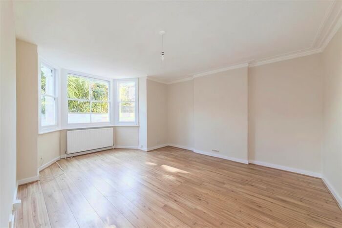 2 Bedroom Flat To Rent In Ranelagh Road, Ealing, W5