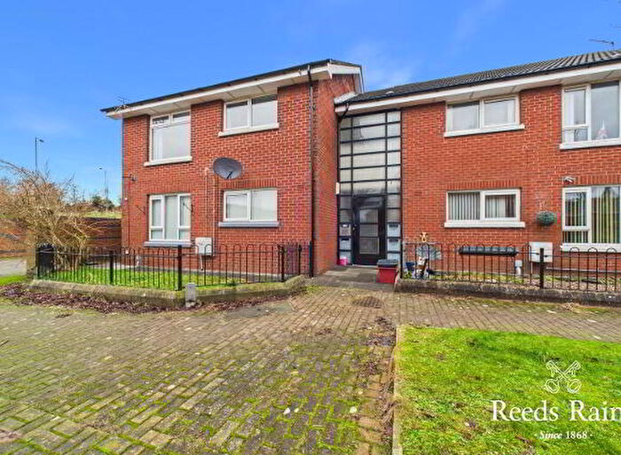 2 Bedroom Apartment / Flats For Sale In B Fraser Pass, Belfast, BT4